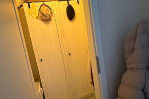 Helle 2-Zimmer-Wohnung in zentraler Lage in Dresden mit Möbelübernahme – 1067 Wilsdruffer Vorstadt/Seevorstadt-West, Dresden – Vorschaubild 3