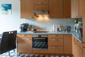 Großzügige 4-Zimmer-Wohnung mit Wintergarten, Balkon und Einbauküche – 37073 Oststadt, Göttingen – Vorschaubild 8