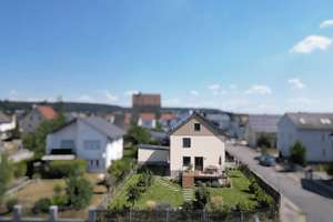 Wohnkomfort für die ganze Familie - gepflegt, modernisiert und mit viel Potenzial! – Die vollständige Adresse der Immobilie erhältst du vom Anbieter., 92421 Schwandorf – Vorschaubild 7