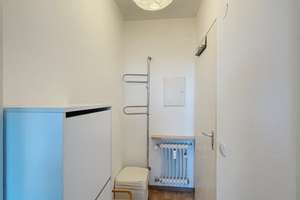 Geschmackvolle 2,5-Raum-Wohnung in Erlangen – Gebbertstraße 16, 91052 Stubenloh, Erlangen – Vorschaubild 3
