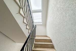 Großzügige und charmante 3-Zimmer Maisonette-Dachgeschoss-Wohnung in Mainz-Kastel – Die vollständige Adresse der Immobilie erhältst du vom Anbieter., 55252 Mainz-Kastel, Wiesbaden – Vorschaubild 16