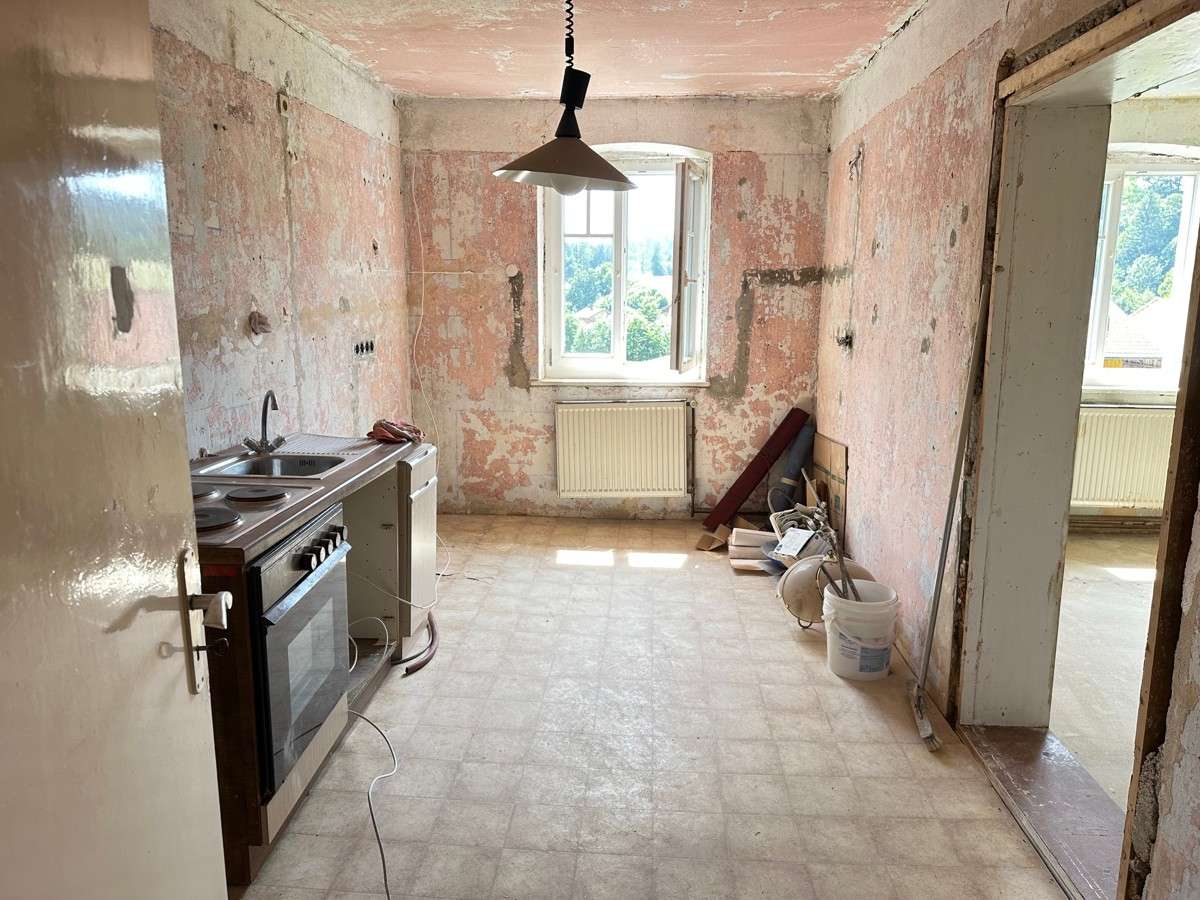 Immobilie in Perasdorf - Nh. St. Englmar: Herrenhaus zum Renovieren m. 3.000 m2 Grund + Gartenhaus-idyllische Waldrandlage! - Bild 5