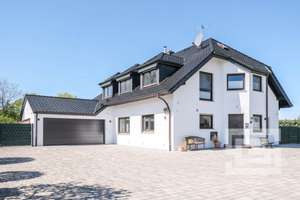 Wohnen direkt am See - Freistehendes Anwesen in Bestlage von Leverkusen Hitdorf! – Die vollständige Adresse der Immobilie erhältst du vom Anbieter., 51371 Hitdorf, Leverkusen – Vorschaubild 2