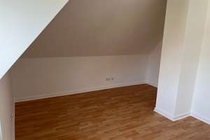 Gemütliche Dachgeschosswohnung in bester Lage – Waitzstraße  13, 24105 Blücherplatz, Kiel – Vorschaubild 14