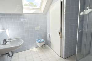 Groß, Warm, Ruhig und natürlich sehr Familiär – 65936 Sossenheim, Frankfurt am Main – Vorschaubild 16