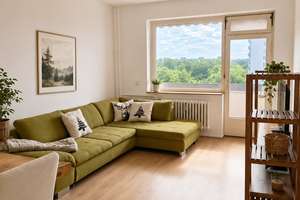 Hochwertig modernisierte 3-Zimmer-Wohnung mit Westbalkon und Weitblick - maklerfrei – Die vollständige Adresse der Immobilie erhältst du vom Anbieter., 12351 Gropiusstadt, Berlin – Vorschaubild 1