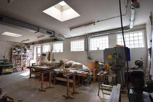 Historisches  MFH mit u.a. stilvoller 6 Zi.-Maisonettewohnung sowie großräumige Gewerbenutzung – Die vollständige Adresse der Immobilie erhältst du vom Anbieter., 60388 Bergen-Enkheim, Frankfurt am Main – Vorschaubild 17