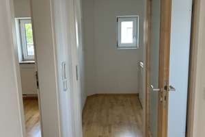 Attraktive,  helle  3-Zimmer DG-Wohnung,   Ingolstadt-Süd – Kothauer Str. 46, 85053 Südost, Ingolstadt – Vorschaubild 4