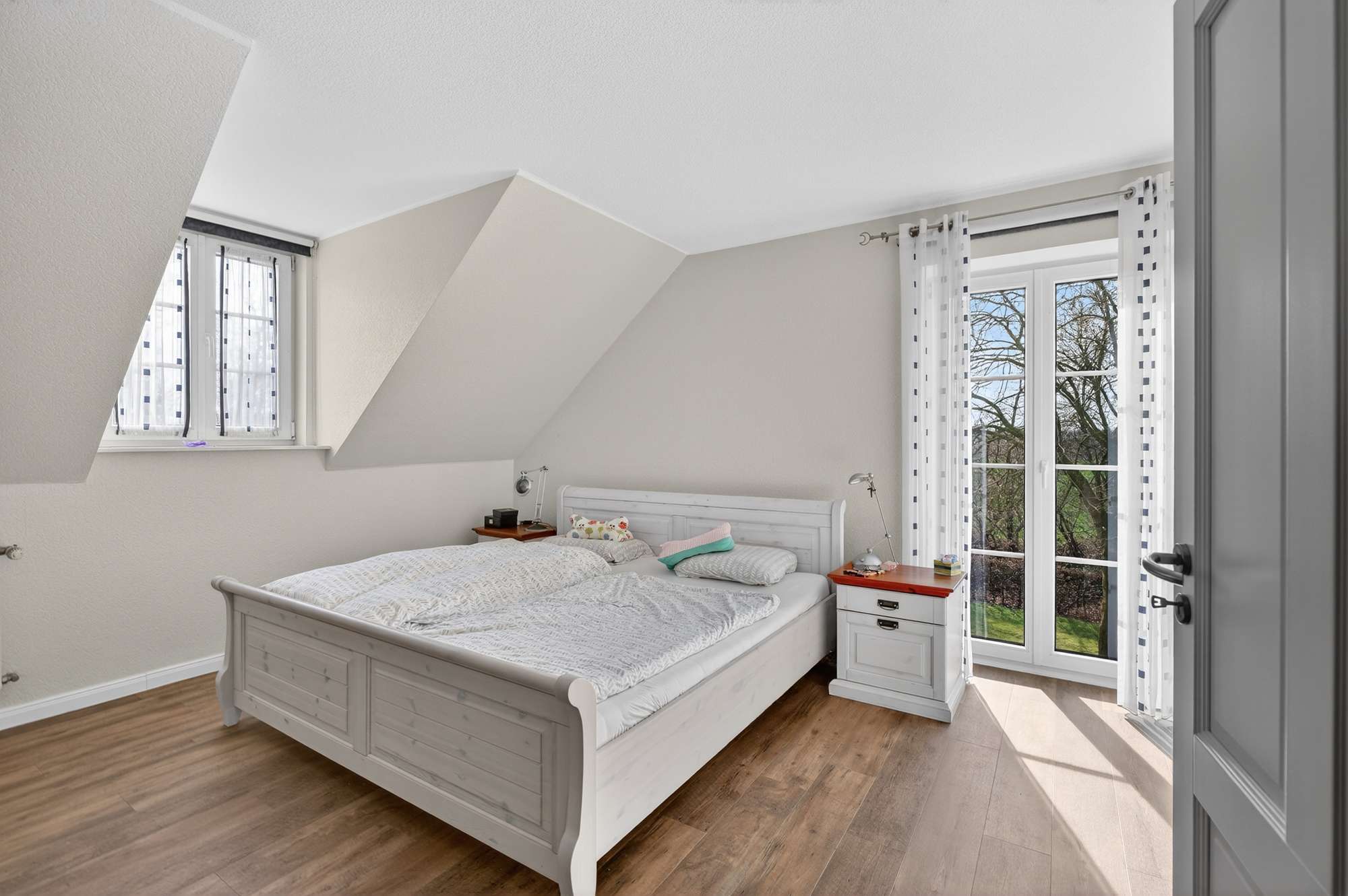 Immobilie in Rhede (Ems) - Freier Blick - Großes EFH in Sackgassenendlage mit Garage und Carport - Bild 6