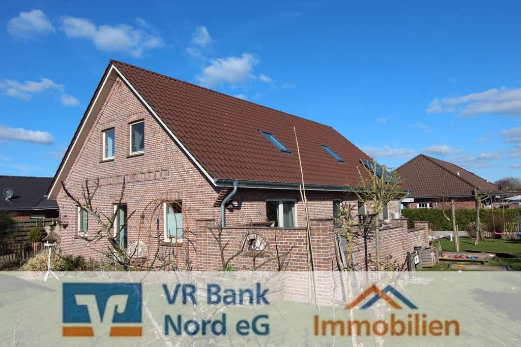 Immobilie in Achtrup - Schöner Wohnen für die große Familie - Energieeffizientes EFH mit Garage in attraktiver Lage - Bild 0