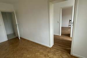 Ohne Lift--4 Zimmer Wohnung-oberstes Geschoss ,  TG mgl – Die vollständige Adresse der Immobilie erhältst du vom Anbieter., 80809 Am Luitpoldpark, München – Vorschaubild 13