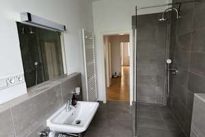 Top-Rendite im Südviertel: Sanierte 3-Zi.-Wohnung, 1.200€ Kaltmiete, Günstiges Hausgeld! – Dreilindenstrasse 105, 45128 Südviertel, Essen – Vorschaubild 17
