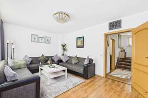 Reihenmittelhaus mit Garten, Terrasse & großzügiger Nutzfläche in Dortmund-Scharnhorst – Die vollständige Adresse der Immobilie erhältst du vom Anbieter., 44328 Alt-Scharnhorst, Dortmund – Vorschaubild 2