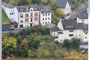 ** Rüdesheim-Assmannshausen: Großes Einfamilienhaus mit schönem Blick ** – Rheingau-Taunus-Kreis – Vorschaubild 2