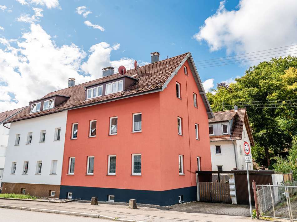 Außenansicht vorne 1