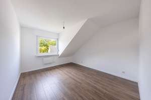 Hochwertig sanierte Eigentumswohnung mit großem Balkon und traumhaftem Fernblick – Die vollständige Adresse der Immobilie erhältst du vom Anbieter., 42369 Ronsdorf, Wuppertal – Vorschaubild 9