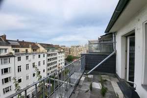 Asia Viertel 1-ZiKüDiBad Wohnung 6.-OG mit Aufzug 2 Balkone (Nord und Süd) mit EBK – 40210 Stadtmitte, Düsseldorf – Vorschaubild 14