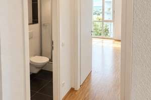 Lichtdurchflutete 4-Zimmer-Wohnung mit großzügigem Südwestbalkon - provisionsfrei in Würzburg – 97076 Lengfeld, Würzburg – Vorschaubild 12