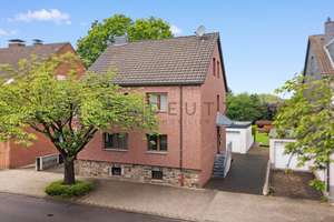 Zweifamilienhaus auf großem Gartengrundstück in Eilendorf! – Die vollständige Adresse der Immobilie erhältst du vom Anbieter., 52080 Eilendorf, Aachen – Vorschaubild 2