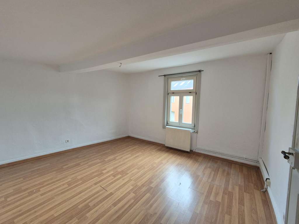 Immobilie in Bad Camberg - Mietkauf möglich - bezugsfertig und renoviert - Wohn- und Geschäftshaus in  zentraler Lage - Bild 2