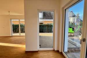 Isernhagen-Süd: Endhaus mit 4 Schlafzimmern, Garten, Fußbodenheizung sehr große Terrasse, Tiefgarage – Varrelheide 6E, 30657 Hannover – Vorschaubild 10
