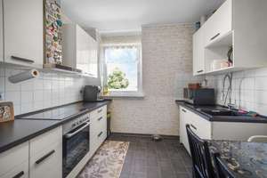 Gepflegte 3-Zimmer-Wohnung mit großem Dachboden und sonnigem Balkon – Die vollständige Adresse der Immobilie erhältst du vom Anbieter., 28309 Hemelingen (Ortsteil), Bremen – Vorschaubild 7