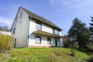Kreiensen: Haus mit vielen Gestaltungsmöglichkeiten! – Die vollständige Adresse der Immobilie erhältst du vom Anbieter., 37574 Kreiensen – Vorschaubild 1