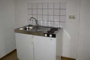 1-Zi-Appartement mit Pantryküche, Duschbad und PVC-Boden in der südl. Innenstadt – Bernhardystraße 22a, 6110 Halle (Saale) – Vorschaubild 4