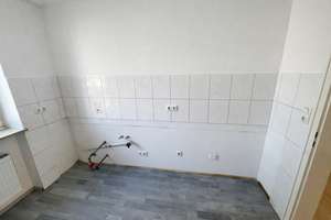 Helle 3-Zimmer-Wohnung mit Blick ins Grüne, überdachtem Balkon, Aufzug und TG in Nürnberg-Langwasser – Wettersteinstraße -, 90471 Langwasser Nordwest, Nürnberg – Vorschaubild 9