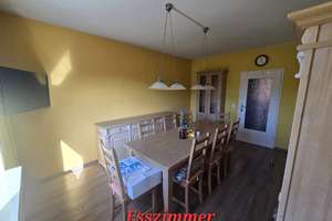 Schöne geräumige 4-Zimmer-Wohnung mit Balkon im 1.OG in Friedrichsdorf-Seulberg zu vermieten  – Die vollständige Adresse der Immobilie erhältst du vom Anbieter., 61381 Friedrichsdorf – Vorschaubild 28
