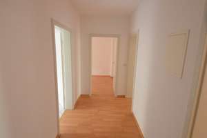 Sanierte Altbauwohnung Laminatboden und Balkon im ruhigen Hofgebäude!  – 4155 Gohlis-Süd, Leipzig – Vorschaubild 4