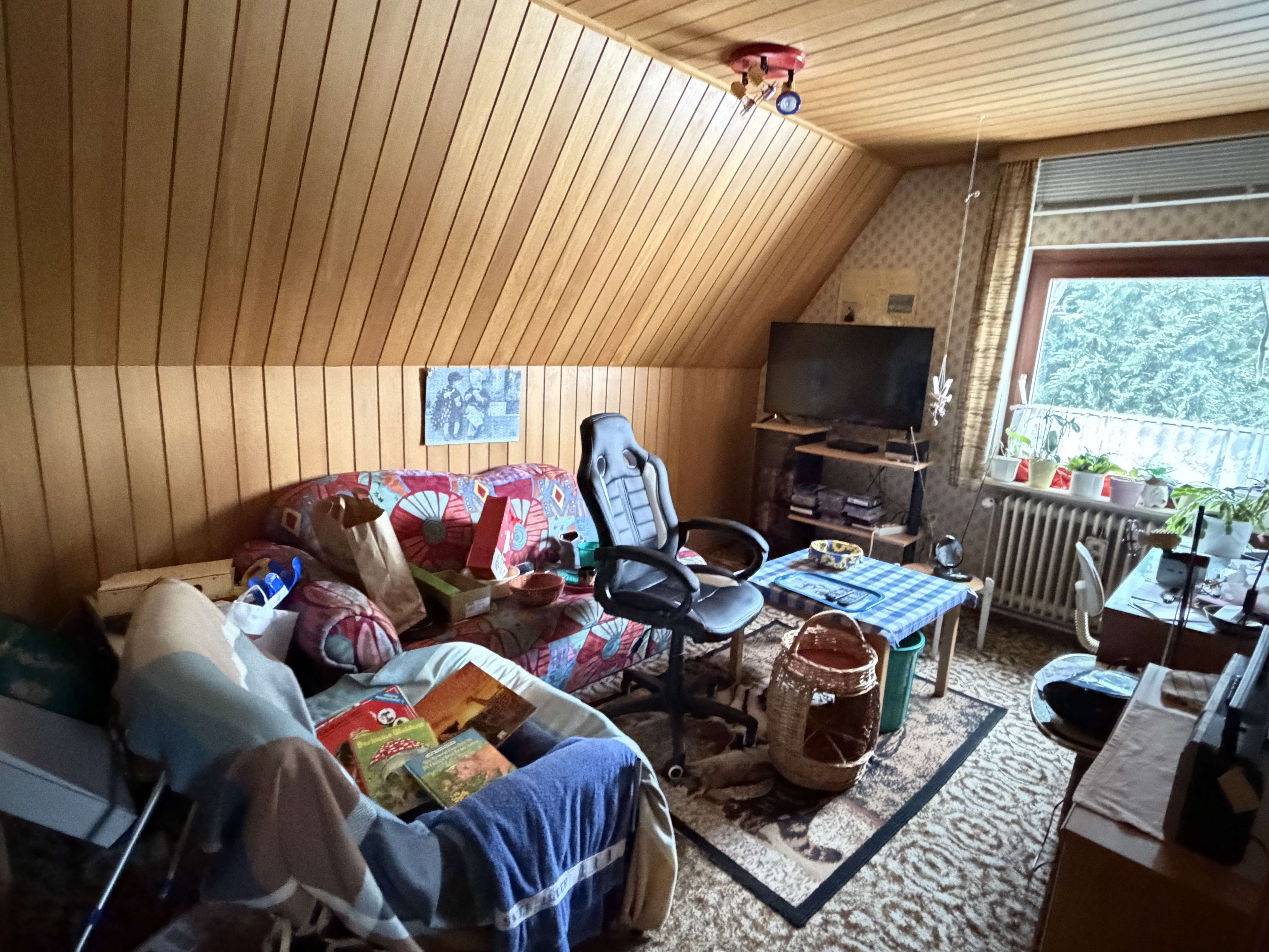 Immobilie in Elsfleth - Sanierungsobjekt mit Charme. Solides Wohnhaus mit Garage & Wintergarten nahe der Weser - Bild 2