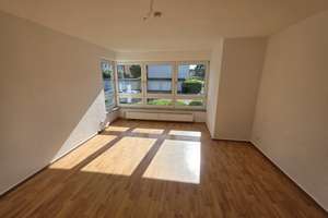 Köln-Flittard, gemütliche Vierzimmerwohnung mit Balkon