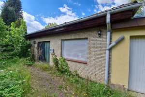 Modernisierungsbedürftiges Einfamilienhaus mit Garage in guter und idyllischer Wohnlage – Kassel (Kreis) – Vorschaubild 2