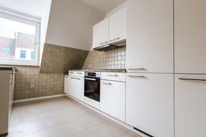 Wunderschöne Dachgeschosswohnung im begehrten Stadtteil List – Die vollständige Adresse der Immobilie erhältst du vom Anbieter., 30161 List, Hannover – Vorschaubild 6