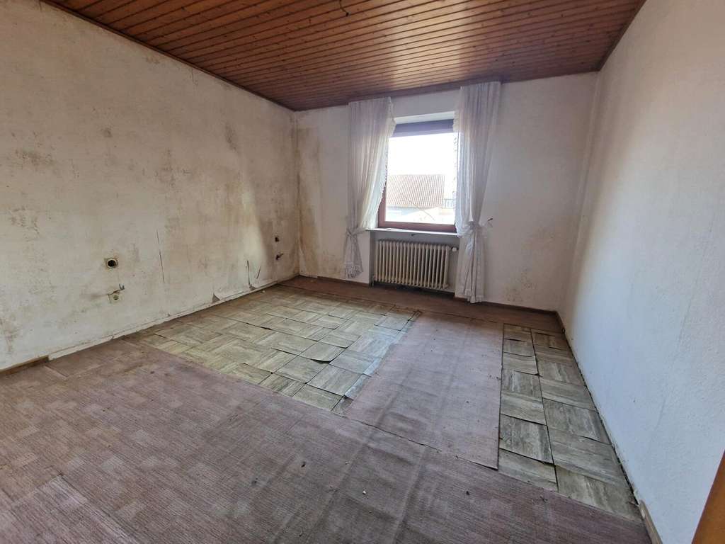 Immobilie in Feilitzsch - Einfamilienhaus im Bungalowstil mit viel Potenzial - Bild 4