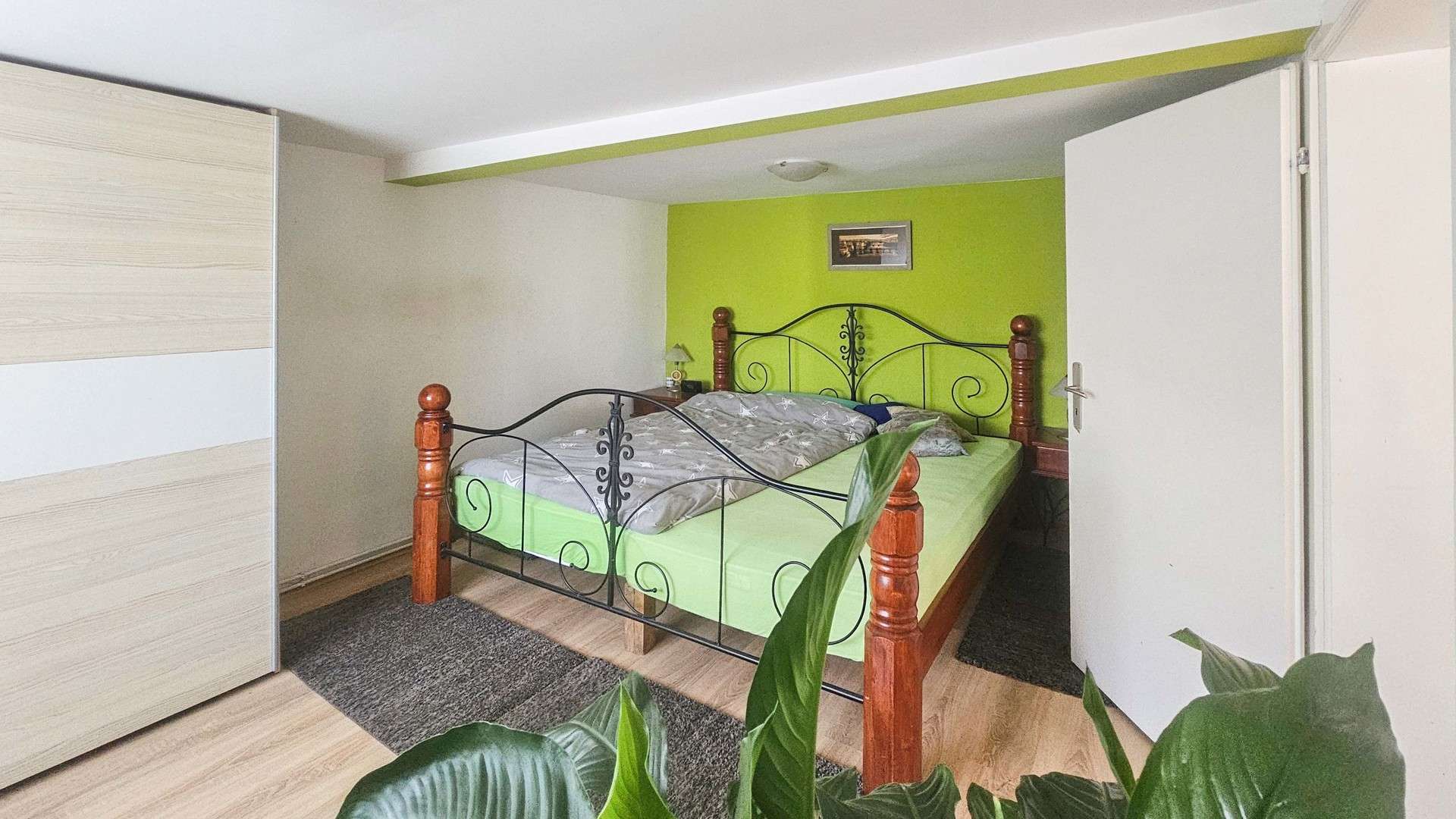 Immobilie in Daaden - Solide Doppelhaushälfte mit mediterranem Gartenflair 
in zentraler Lage! - Bild 6