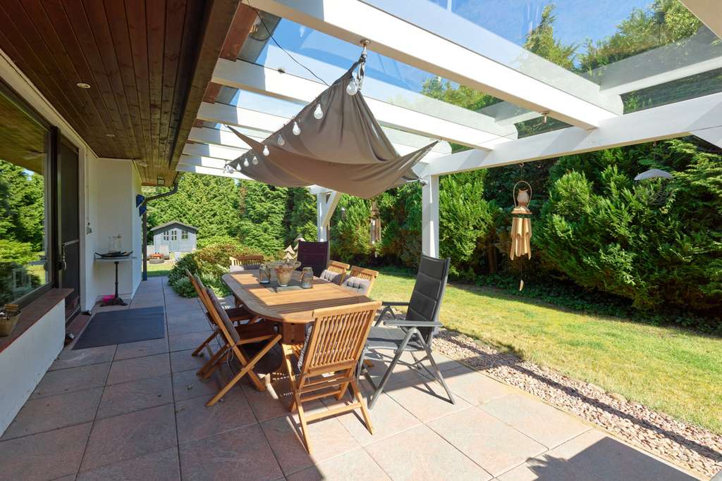 Immobilie in Jesteburg - *PREISREDUZIERUNG* Bungalow auf attraktivem Grundstück mit Doppelgarage und Erweiterungsmöglichkeite - Bild 1