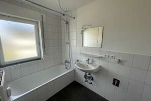Komplett renovierte 3 Zimmer Wohnung in Heubach – Albstraße 10, 73540 Heubach – Vorschaubild 4