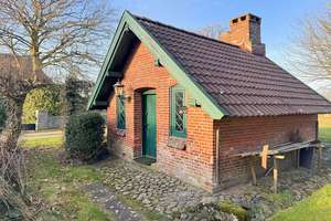 Idyllisches Leben unter Reet: Sonniges Fachwerk-Ensemble auf traumhaftem Grundstück! – Die vollständige Adresse der Immobilie erhältst du vom Anbieter., 24816 Luhnstedt – Vorschaubild 13