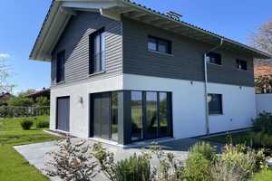 Modernes Baufritzhaus - EFH mit Doppelgarage - Wohnen in Neubeuern im besten energetischen Standard – Rosenheim (Kreis) – Vorschaubild 1