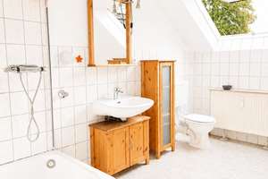 Heute: Im Jugendstil mit hohen Decken leben!!!! Nahe Bilk S und Düsseldorf Arcaden – 40233 Bilk, Düsseldorf – Vorschaubild 18