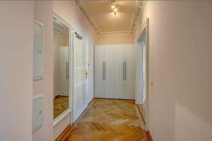 Möbliert: Wunderschöne große 2-Zimmer Wohnung  – Die vollständige Adresse der Immobilie erhältst du vom Anbieter., 80333 Augustenstraße, München – Vorschaubild 9