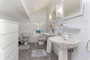 Traumhaftes Wohnen: Großzügiges Haus mit Kamin und Spa-Bereich – Die vollständige Adresse der Immobilie erhältst du vom Anbieter., 28832 Achim – Vorschaubild 28