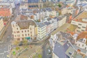 Stilvolles Gründerzeithaus mit 341m² Wohnfläche verteilt auf drei Wohneinheiten im Bonner Zentrum – Die vollständige Adresse der Immobilie erhältst du vom Anbieter., 53111 Bonn-Zentrum, Bonn – Vorschaubild 16