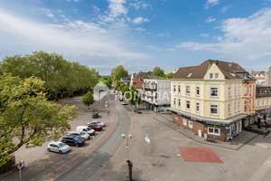 Großzügige Dachgeschosswohnung mit zwei Balkonen und Aufzug – Die vollständige Adresse der Immobilie erhältst du vom Anbieter., 46145 Sterkrade-Mitte, Oberhausen – Vorschaubild 2