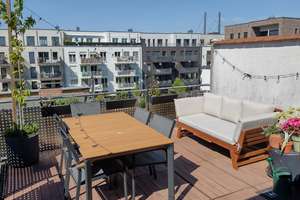 Rheinturm vor der Haustür! 3 Zimmer Wohnung mit exklusiver Dachterrasse in Düsseldorfs bester Lage – Neusserstraße 43, 40219 Unterbilk, Düsseldorf – Vorschaubild 2