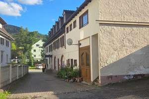Top-Kapitalanlage in Badenweiler: Historisches MFH mit 11 Wohneinheiten – Die vollständige Adresse der Immobilie erhältst du vom Anbieter., 79410 Badenweiler – Vorschaubild 4