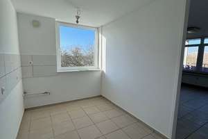 WE 1-5-3   --2 Raum Wohnung für Rollifahrer geeignet  - frei sofort – Husemannstraße 1, 47198 Hochheide, Duisburg – Vorschaubild 4