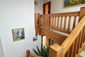 Großzügiges Wohnhaus mit integrierter Arztpraxis – 300 m² Wohn- und Nutzfläche in Trostberg. – Pallinger Straße 17, 83308 Traunstein (Kreis) – Vorschaubild 8
